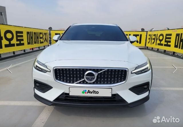 Volvo V60 Cross Country AT, 2019, 30 000 км