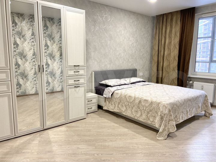 2-к. квартира, 70 м², 10/22 эт.