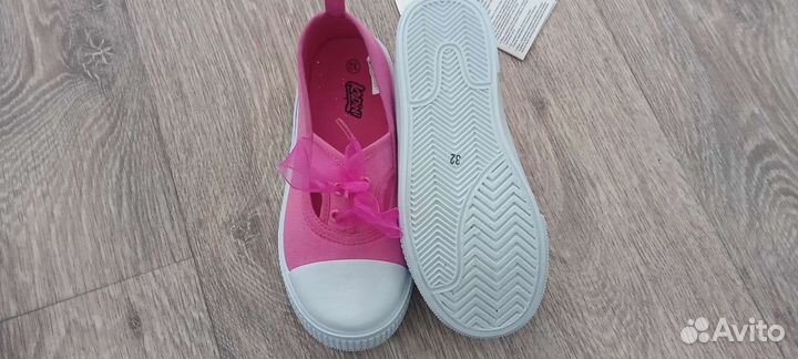 Кеды для девочки новые