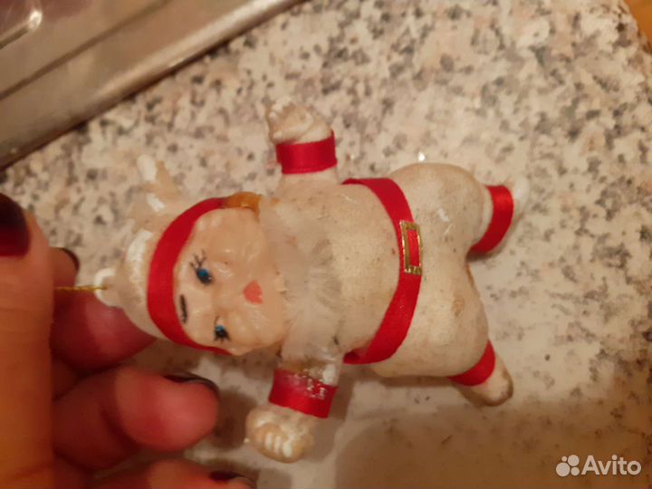 Новогодние игрушки