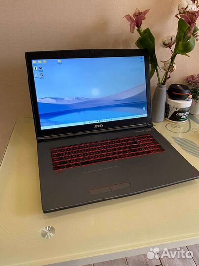 Игровой ноутбук msi 17