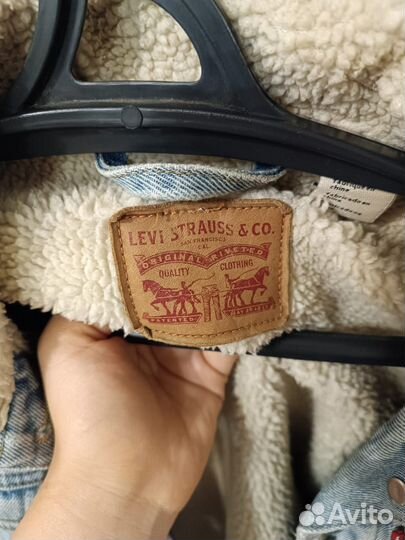 Куртка levis женская