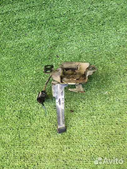 Замок капота Honda Civic FD