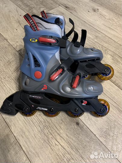 Роликовые коньки