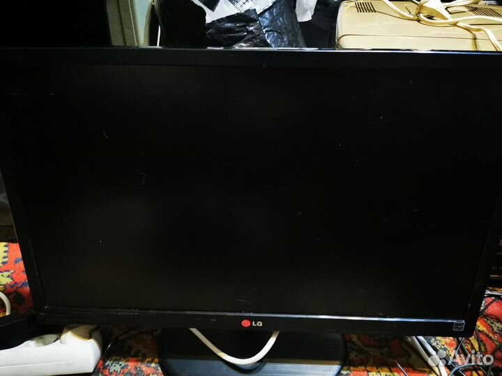 Монитор LG