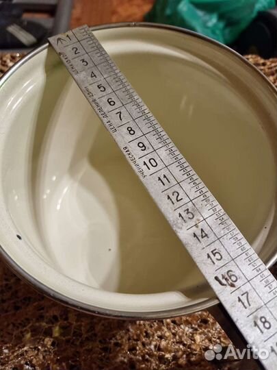 Кастрюля эмалированная