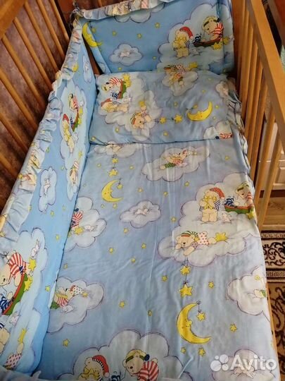 Комплект белья, одеяло, бортики с кроватку