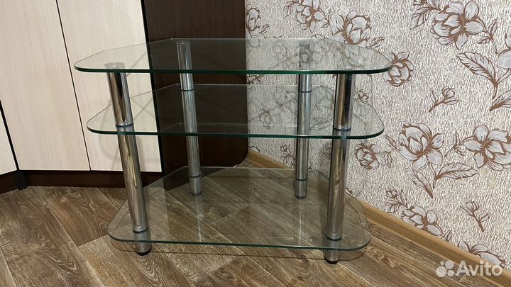 Стеклянная тумба под тв