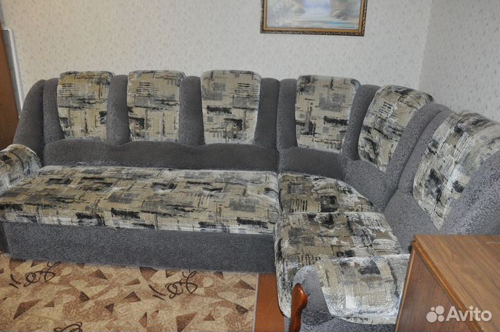 Угловой диван с креслом бу