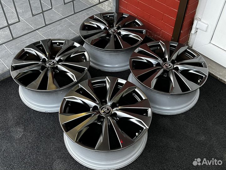 Оригинал toyota фирменные С японии диски