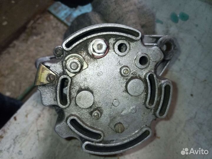 Генератор Кзатэ 665.3701-01