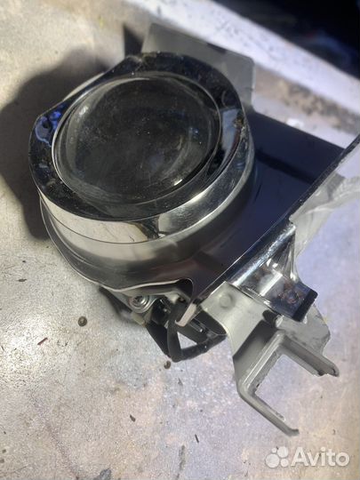 Элементы фары Toyota Fortuner 2015-2019