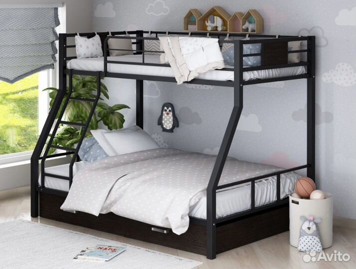 Двухъярусная кровать