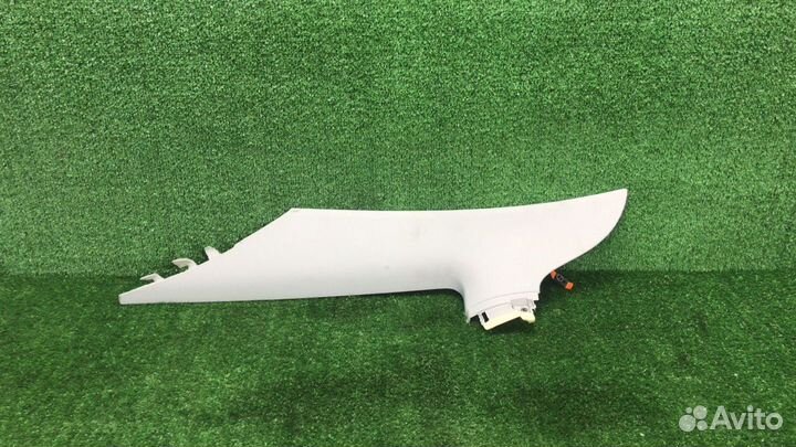 Обшивка стойки задняя правая внутренняя Audi A6 C6