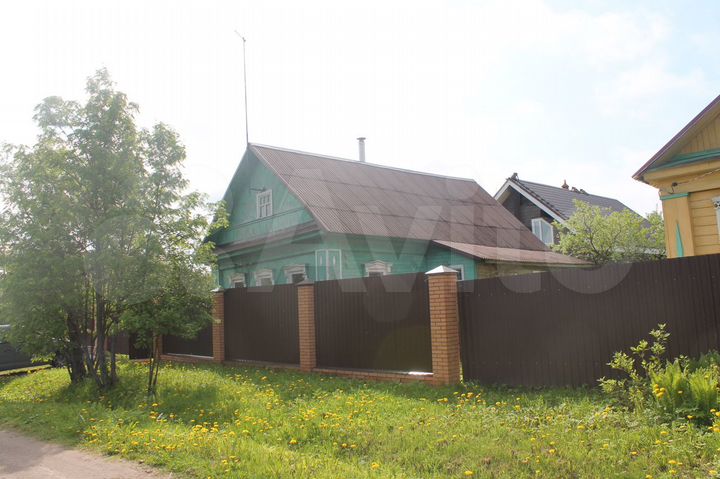 Дом 167 м² на участке 16,8 сот.