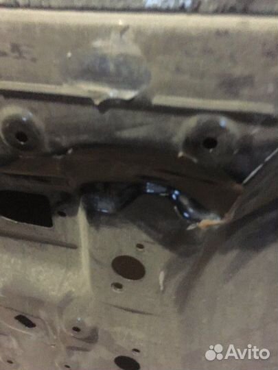 Б/У Крышка багажника (Дверь багажника) - черныйn