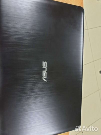 Ноутбук asus