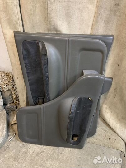 Дверные карты под перетяжку Киа Спортаж1