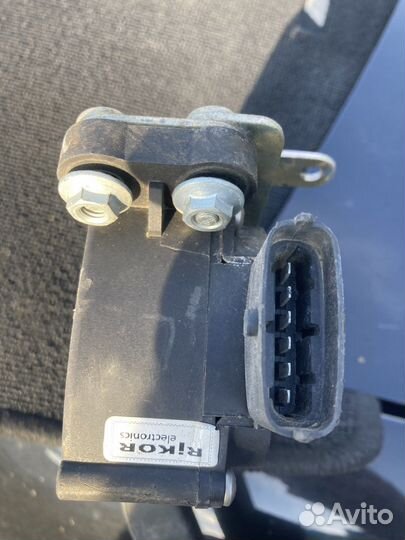 Педаль газа LADA grants