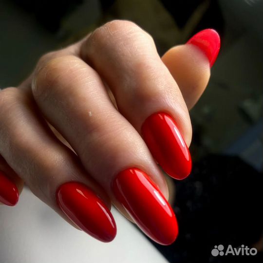 Нужна модель на маникюр