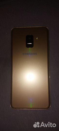 Samsung Galaxy A8 (2018), 4/64 ГБ