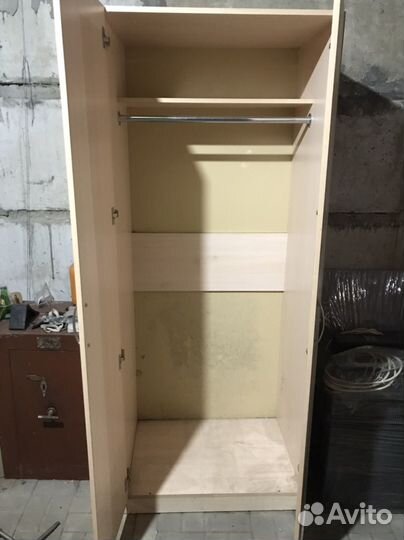 Шкаф, тумбочка на колесах