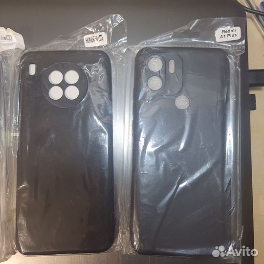 Чехлы на телефон