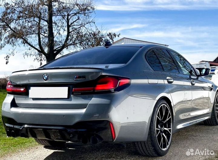 BMW M5 4.4 AT, 2023, 9 950 км