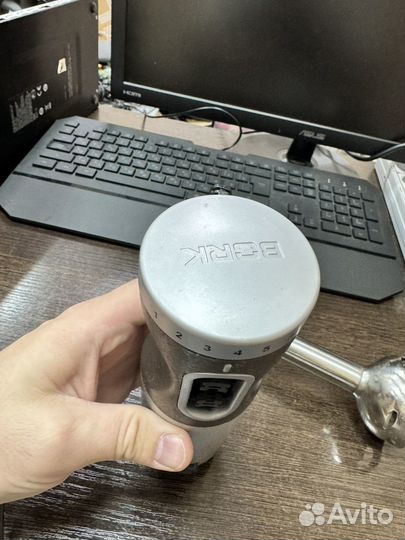 Блендер погружной bork B500