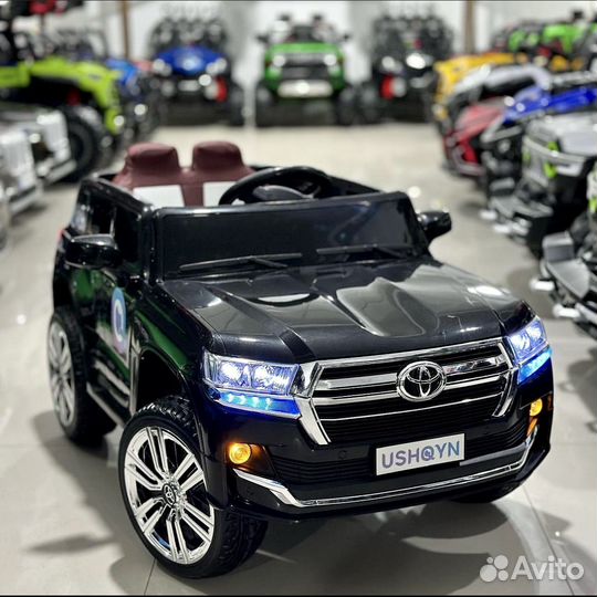 Детский электромобиль до 2х лет