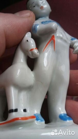 Фарфоровые фигурки