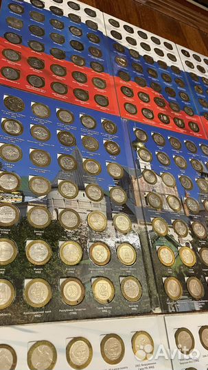 Коллекция биметаллических монет