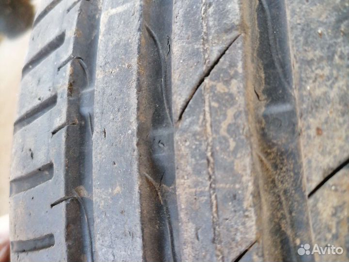 Nokian Tyres Hakkapeliitta SUV 5 2.25/4.5 R17 25G