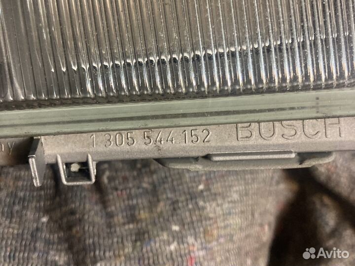 Фара правая на mercedes w140