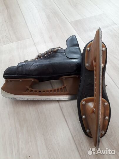 Коньки хоккейные 37 размер