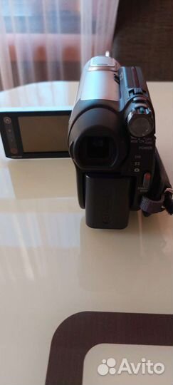 Видеокамера Sony handycam DCR-DVD 109 E