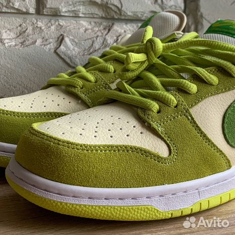 Кроссовки Nike SB Dunk Low Green Apple