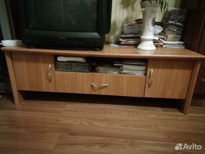 Тумба под телевизор + навесная полка бу