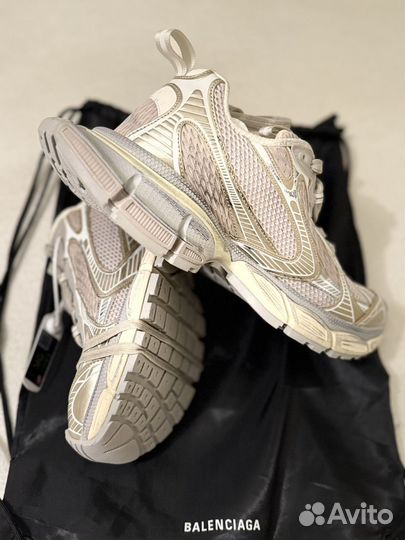Balenciaga 3 xl