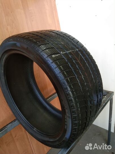 Pirelli Scorpion Winter 305/35 R21