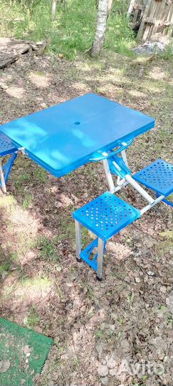 Складной туристический стол
