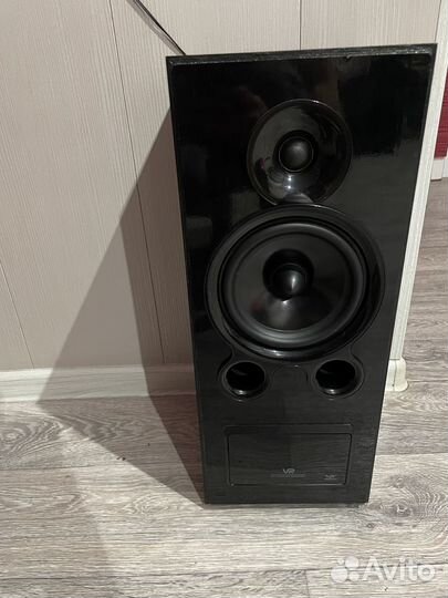 Колонки напольные