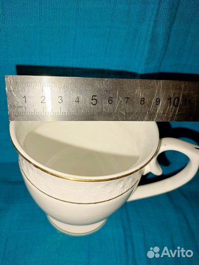 Белая чашка Коралл. Большой объем