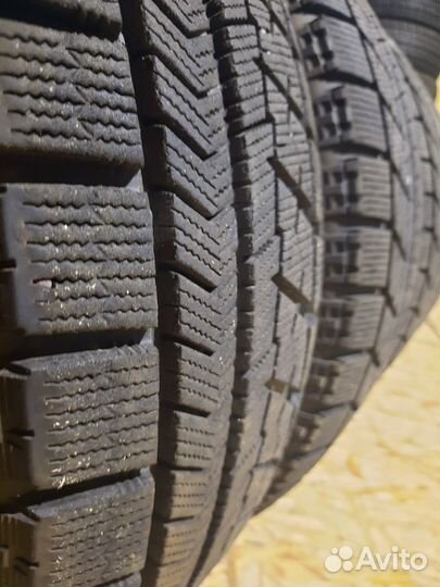 Bridgestone Blizzak VRX 185/65 R15