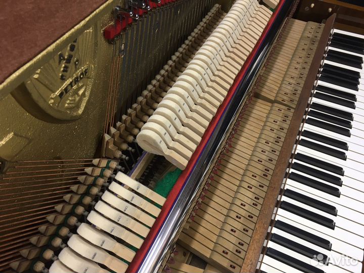 Пианино Petrof Classic