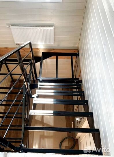 Лестница на монокосоуре