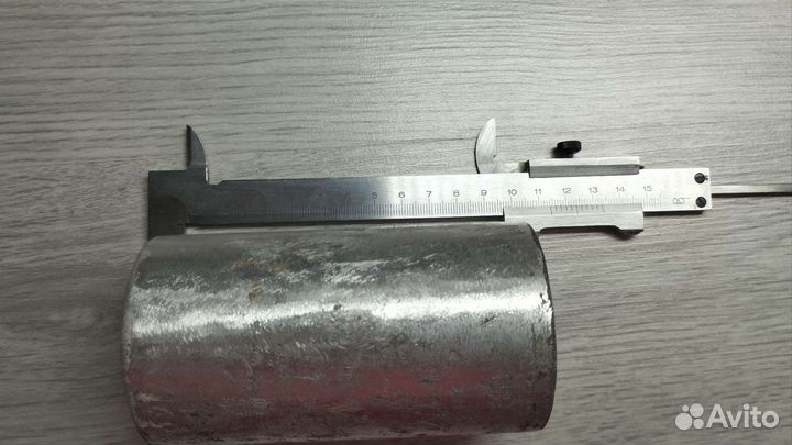 Алюминиевая подставка