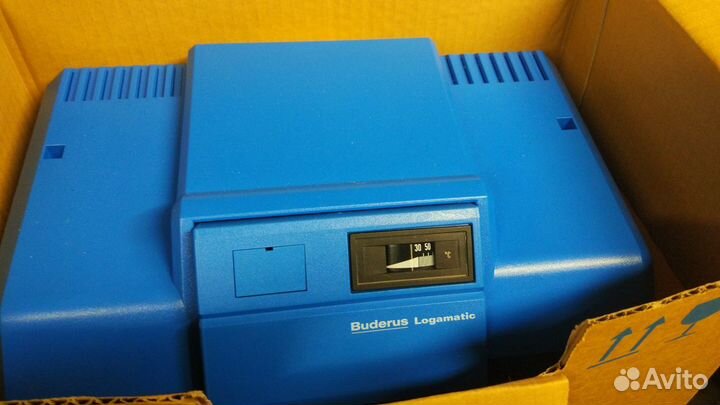 Отопительный котел Buderus, бак Logalux LT
