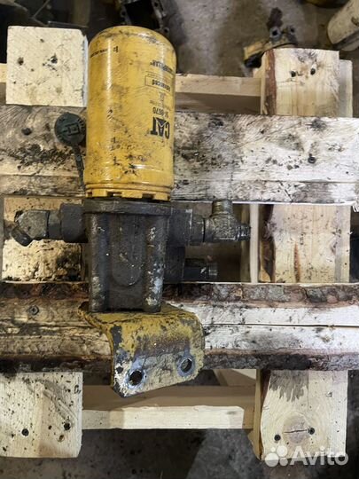 База фильтра б/у CAT