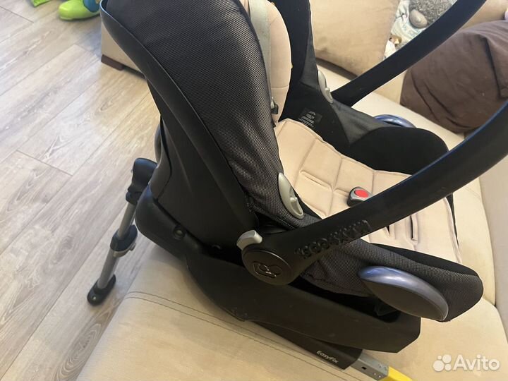 Автолюлька maxi cosi с базой isofix